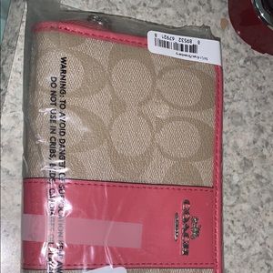 Coach Bags - Coach wallet Coach Bags - Coach wallet